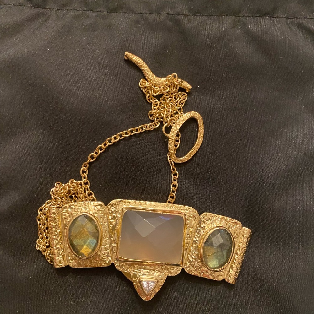 Elegant Gold-Tone Bracelet